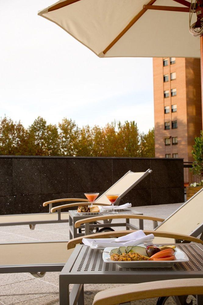 Nh Valladolid Balago Extérieur photo