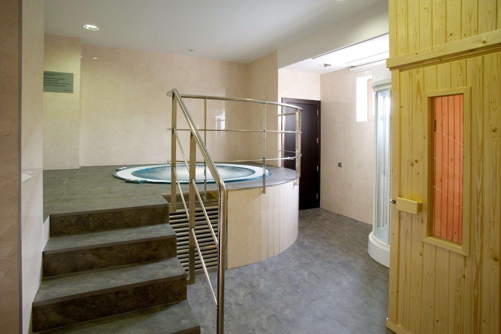 Nh Valladolid Balago Extérieur photo