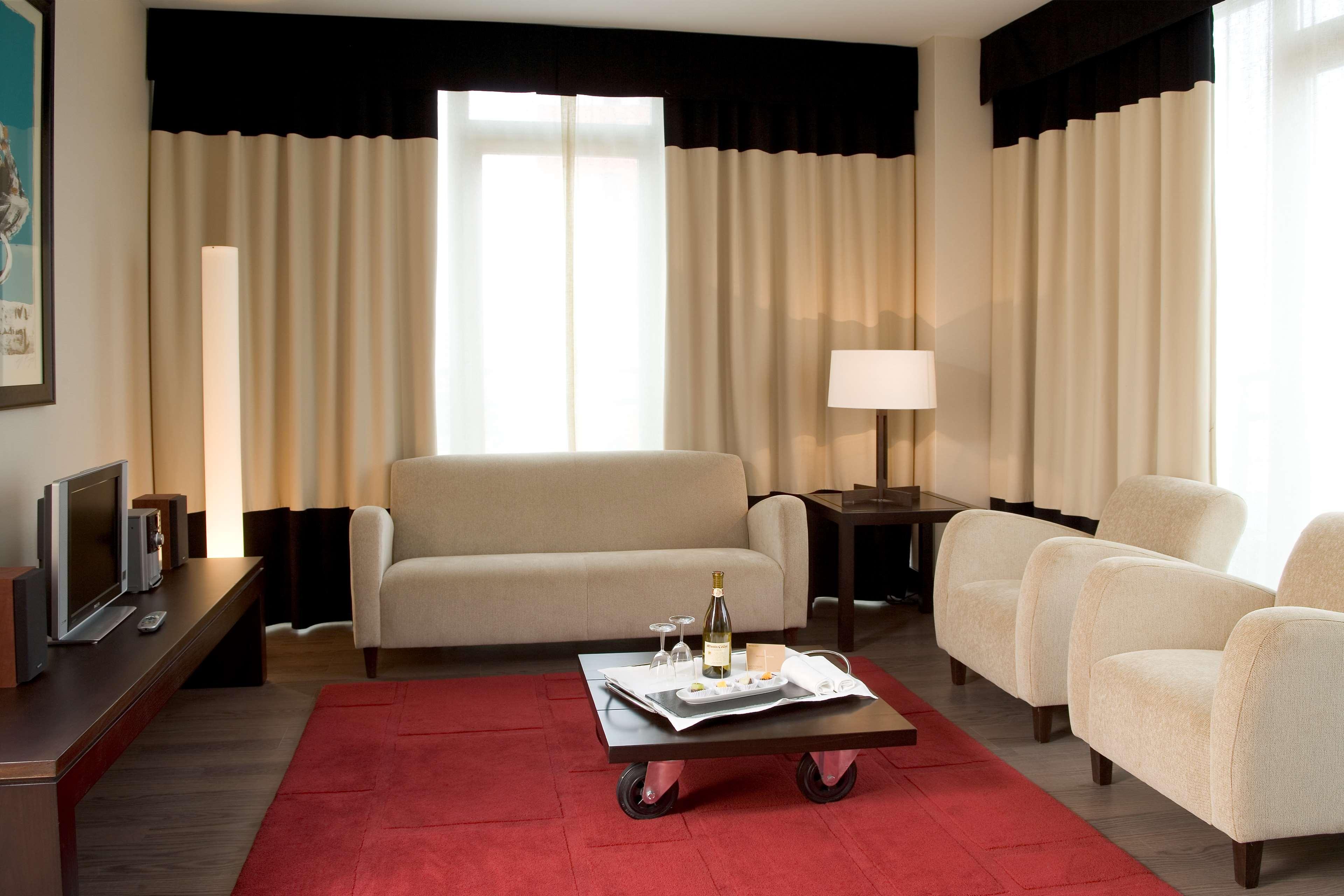 Nh Valladolid Balago Extérieur photo
