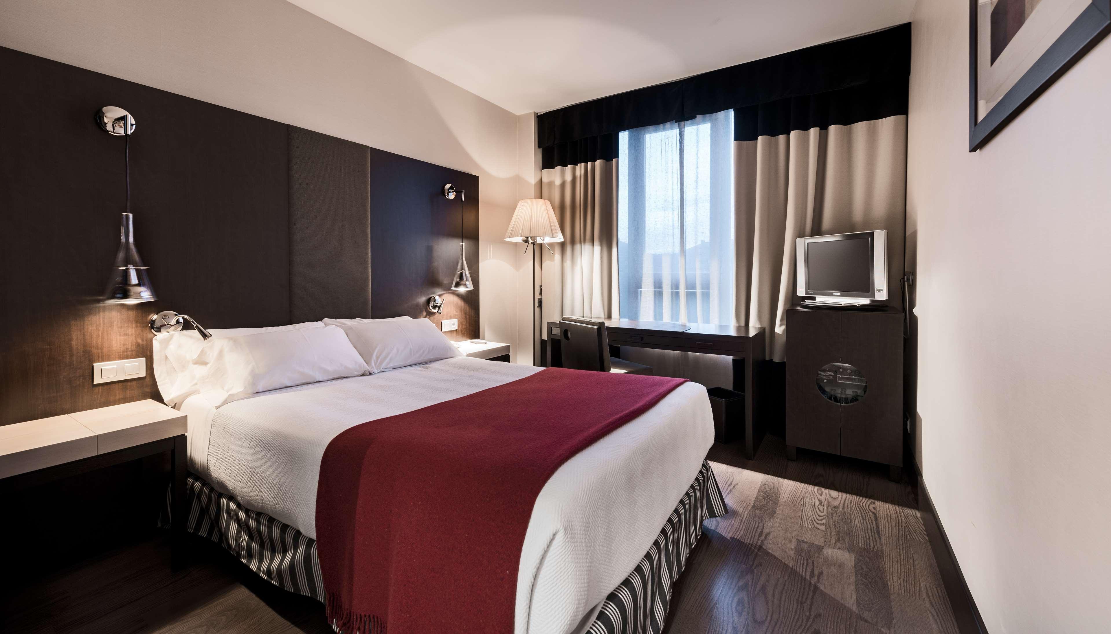 Nh Valladolid Balago Extérieur photo