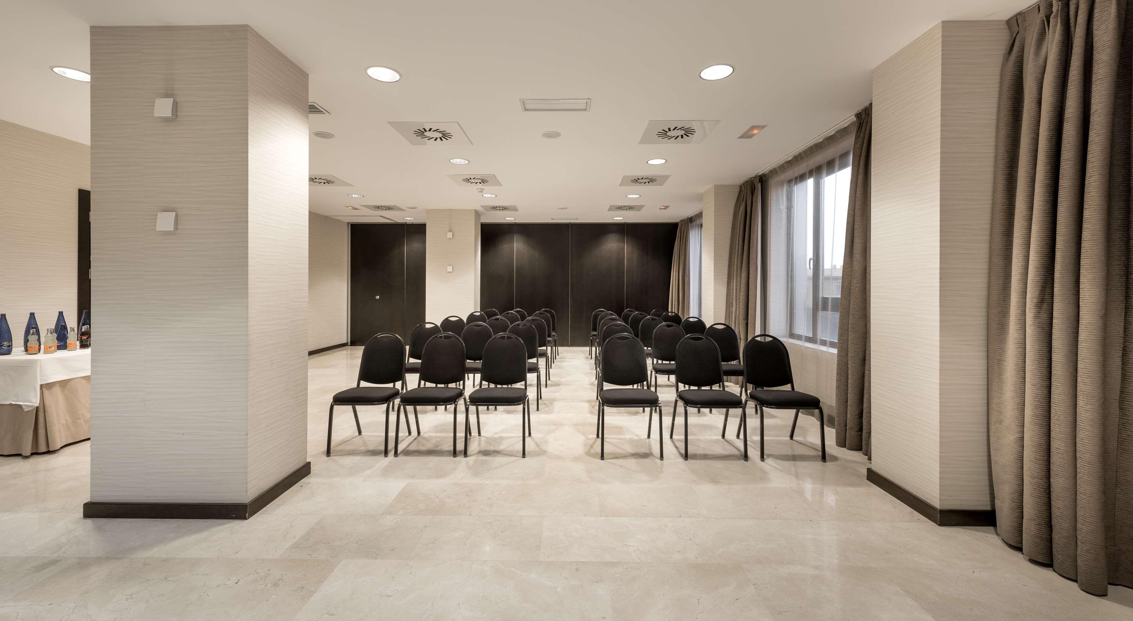 Nh Valladolid Balago Extérieur photo