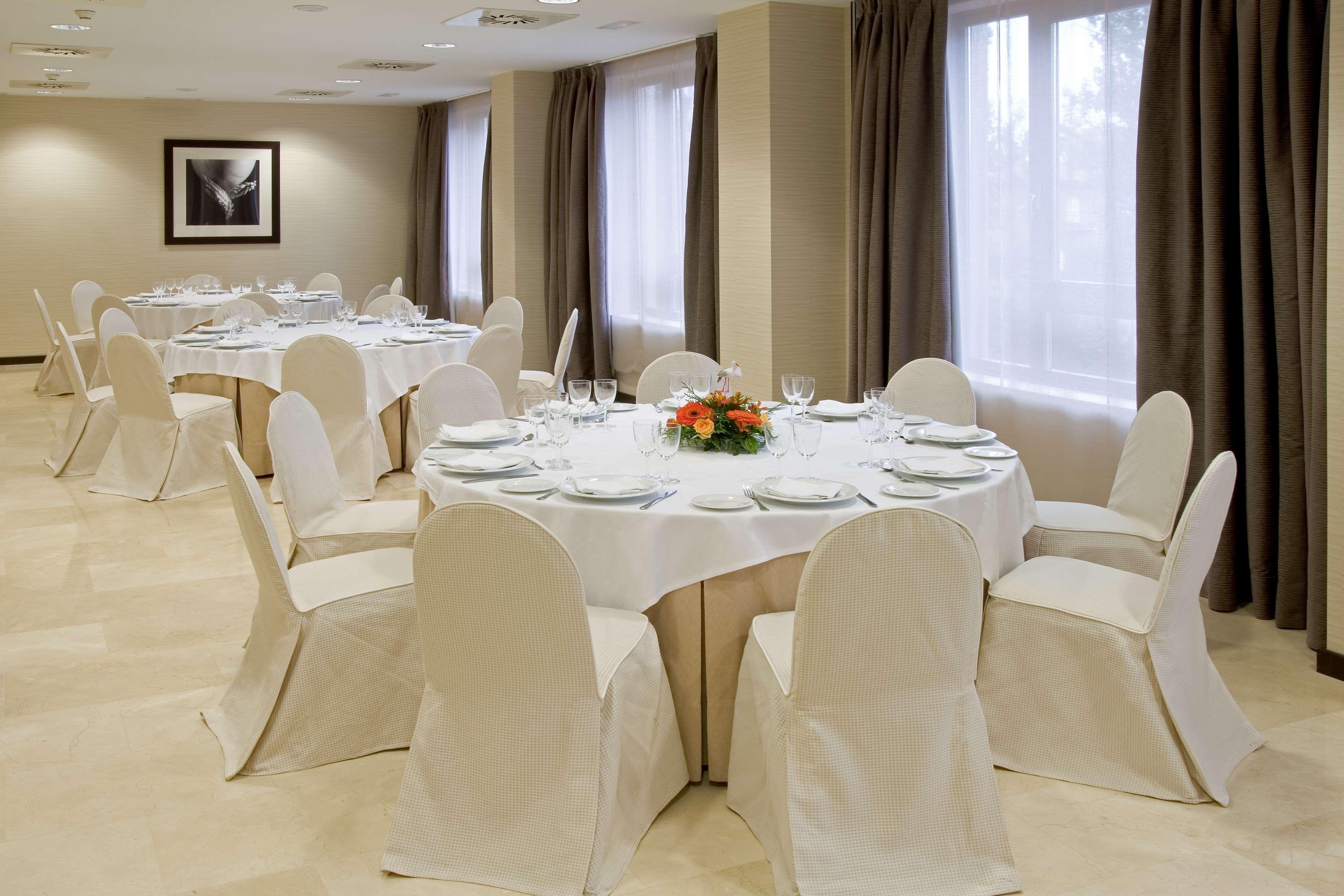Nh Valladolid Balago Extérieur photo