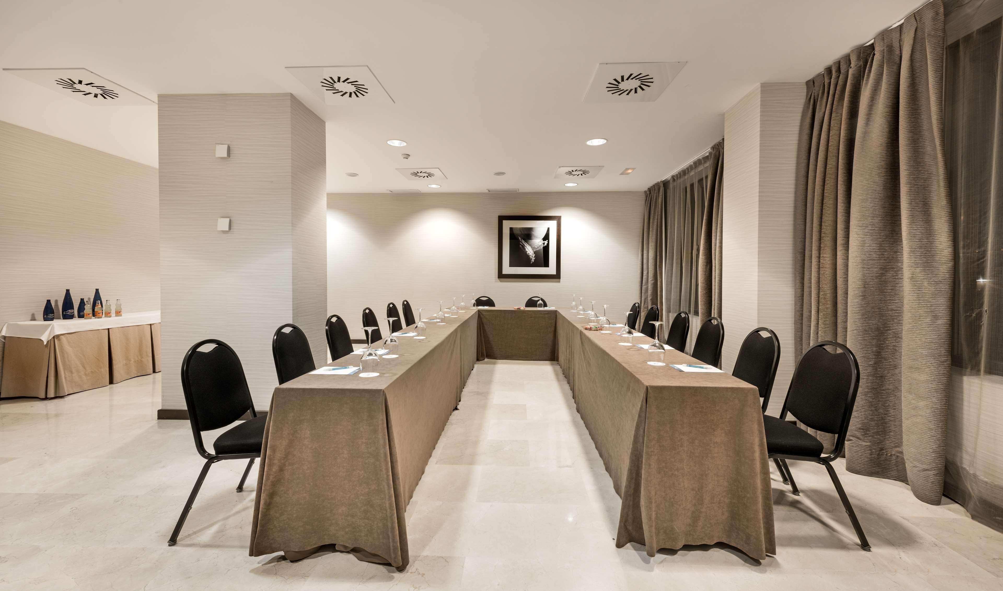 Nh Valladolid Balago Extérieur photo