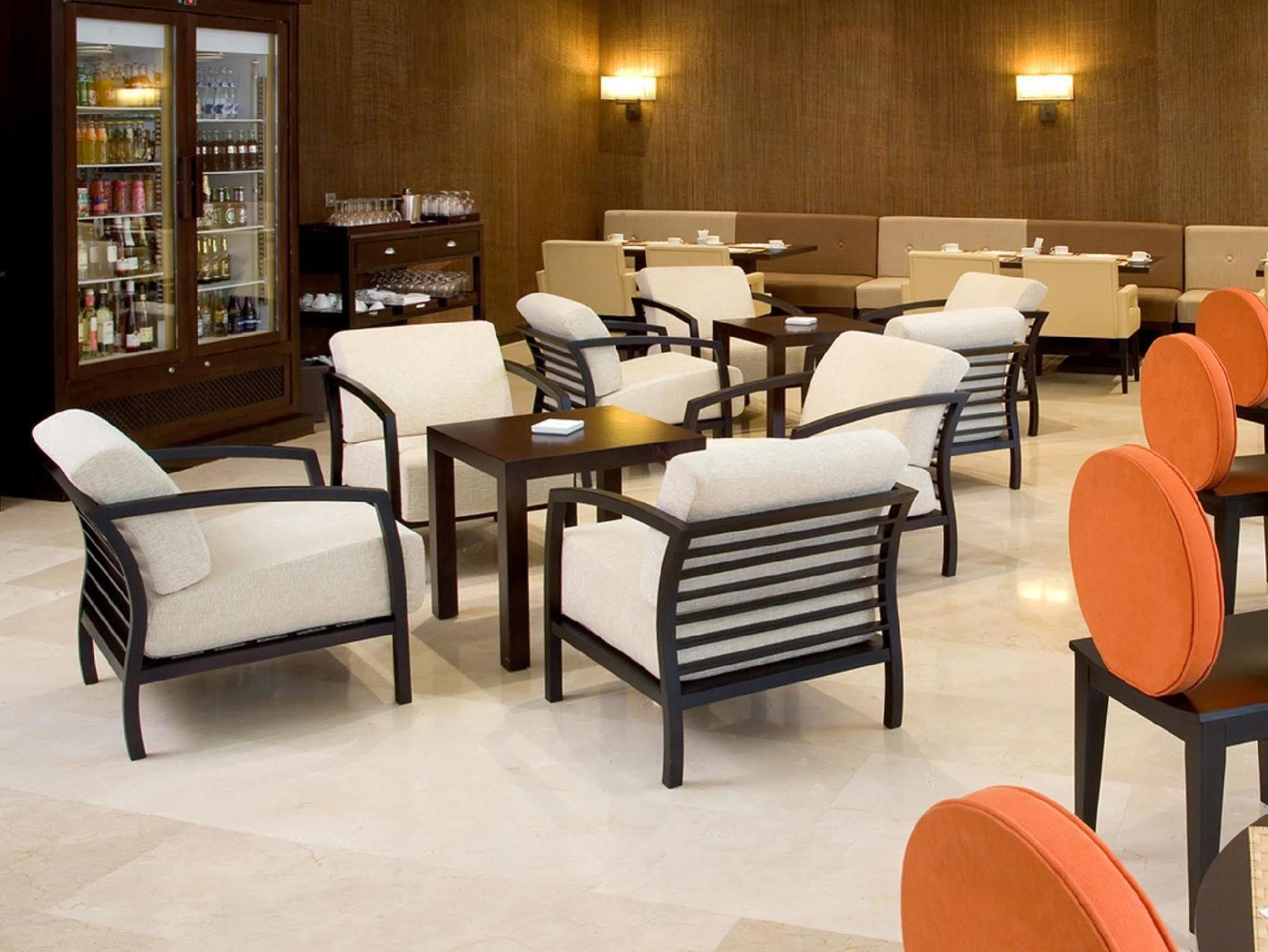 Nh Valladolid Balago Extérieur photo